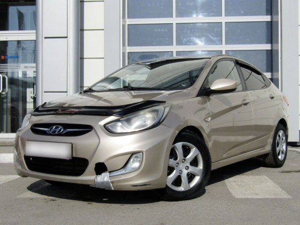Автомобиль Hyundai, Solaris, 2011 года, Механика, пробег 185607 км