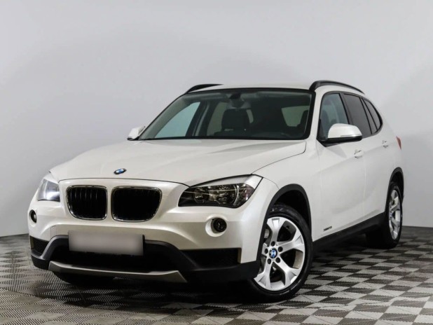 Автомобиль BMW, X1, 2013 года, AT, пробег 120000 км